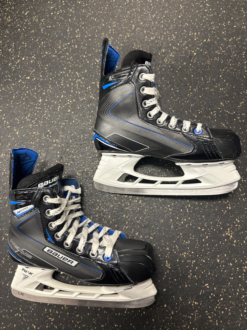 Vist Large View of Product Image Which is Used Bauer NEXUS ELEVATE Junior Hockey Skate Junior 04.5