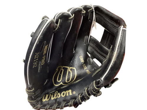 Vist Large View of Product Image Which is Used Wilson A2192 Baseball/Softball Glove Left Hand Throw Black 6"