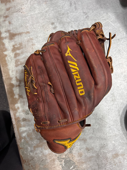 Vist Large View of Product Image Which is Used Mizuno MIZUNO PRO BB/SB Glove RH Throw Brown 11 3/4"
