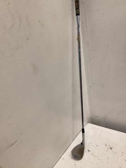 Vist Large View of Product Image Which is Used Titleist BV 256 12 Golf Chipper RH Pitching Wedge