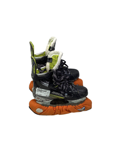 Vist Large View of Product Image Which is Used Bauer VAPOR X4 Junior Hockey Skate Junior 02.5