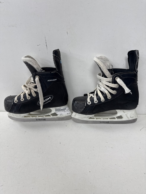 Vist Large View of Product Image Which is Used Itech FLYWEIGHT Youth Hockey Skate Youth 13.0