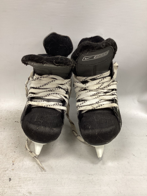 Vist Large View of Product Image Which is Used Bauer SUPREME ONE 05 Youth Hockey Skate Youth 12.0