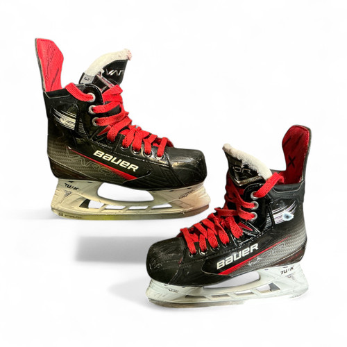 Vist Large View of Product Image Which is Used Bauer VAPOR SELECT Junior Hockey Skate Junior 03