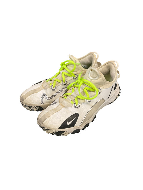 Vist Large View of Product Image Which is Used Nike FUTURE FIELD TURF BB/SB Cleats White Youth 06.0
