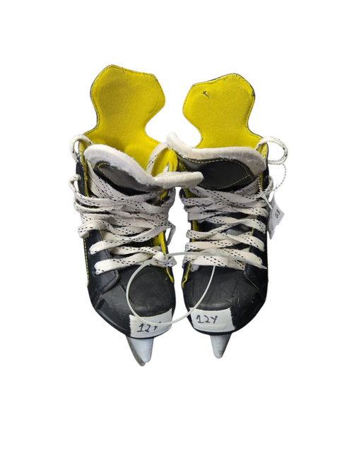 Vist Large View of Product Image Which is Used CCM SUPER TACKS 9350 Youth Hockey Skate Youth 12.0