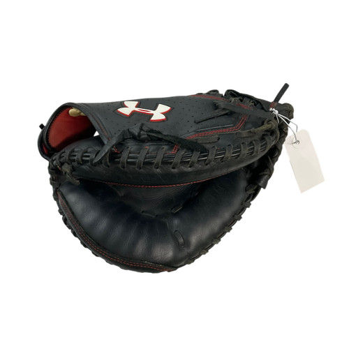 Vist Large View of Product Image Which is Used Under Armour UACM-100Y BB/SB Catchers RH Throw Black 31 1/2"
