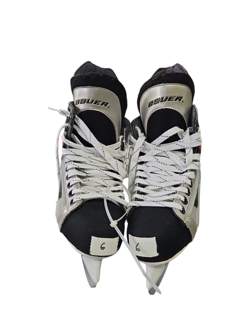 Vist Large View of Product Image Which is Used Bauer VAPOR VI SKATES-EE- Senior Hockey Skate Senior 6