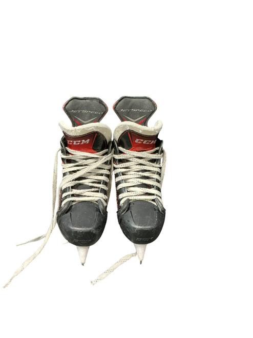 Vist Large View of Product Image Which is Used CCM JETSPEED Junior Hockey Skate Junior 01