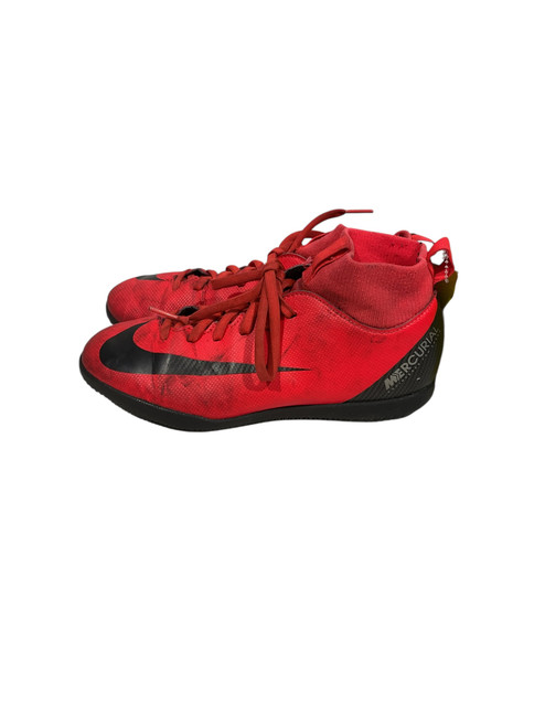Vist Large View of Product Image Which is Used Nike Soccer Cleats Red Junior 03.5