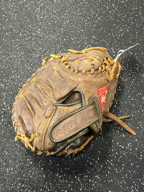 Vist Large View of Product Image Which is Used Rawlings PPE325BR BB/SB Catchers RH Throw Brown 32 1/2"