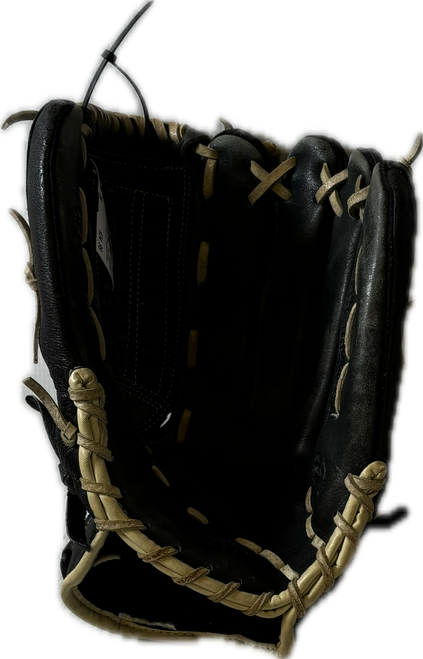 Vist Large View of Product Image Which is Used Mizuno GPMP1400T BB/SB Glove RH Throw Black 14"