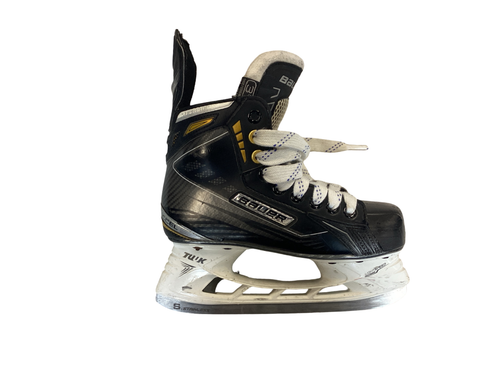 Vist Large View of Product Image Which is Used Bauer ACCEL SUPREME Junior Hockey Skate Junior 03