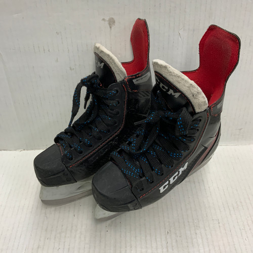 Vist Large View of Product Image Which is Used CCM JETSPEED FT 455 Junior Hockey Skate Junior 02