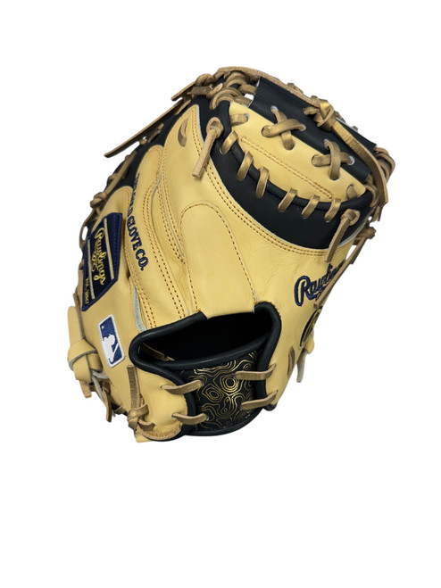 Vist Large View of Product Image Which is New Rawlings NEW HEART OF THE HIDE BB/SB Catchers RH Throw Brown 33 1/2"