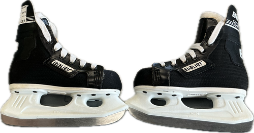 Vist Large View of Product Image Which is Used Bauer PRO TEAM 25 Youth Hockey Skate Youth 11.0
