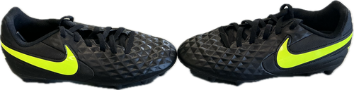 Vist Large View of Product Image Which is Used Nike Soccer Cleats Black And Optic Yellow Junior 02