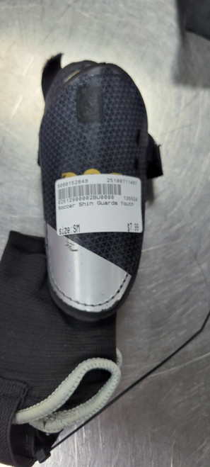 Vist Large View of Product Image Which is Used Soccer Shin Guards Youth None SM