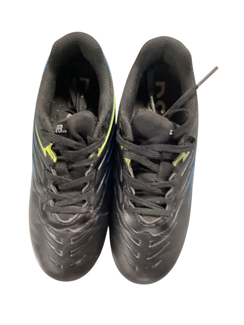 Vist Large View of Product Image Which is Used D-Gel Soccer Cleats Black Youth 13.0