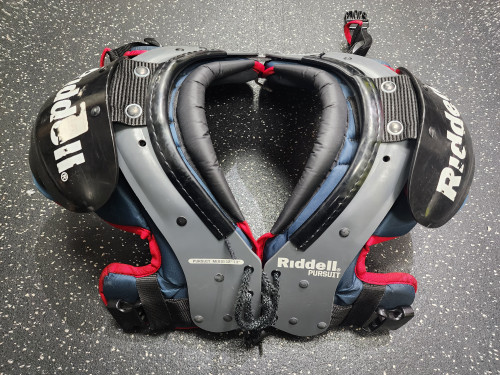 Vist Large View of Product Image Which is Used Riddell PURSUIT FB Shoulder Pads Grey MD