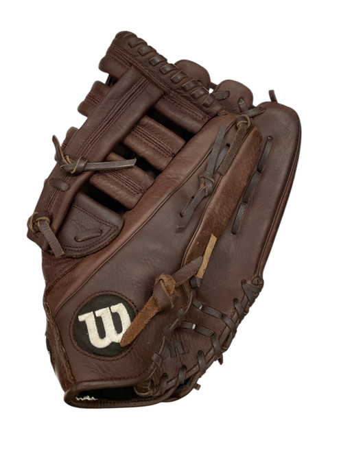 Vist Large View of Product Image Which is Used Wilson A950 BB/SB Glove RH Throw Brown 12 1/2"