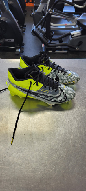 Vist Large View of Product Image Which is Used Nike Adult FB Cleats None Senior 10.5