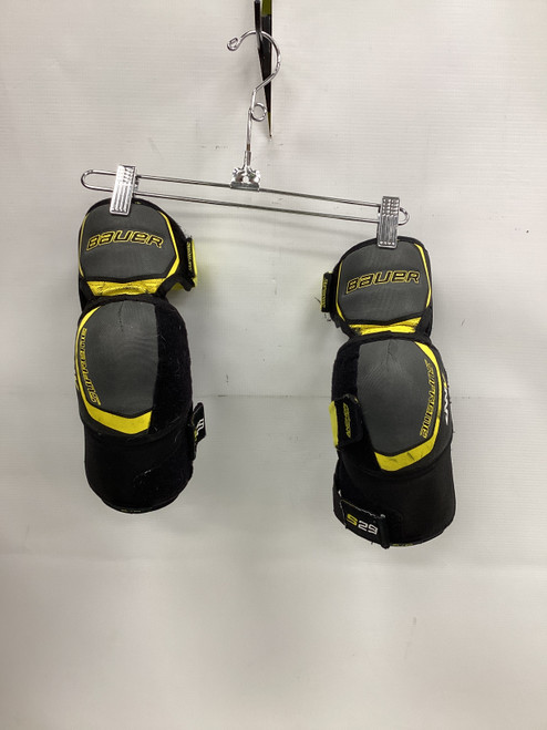 Vist Large View of Product Image Which is Used Bauer SUPREME S29 Senior Elbow Pads SM
