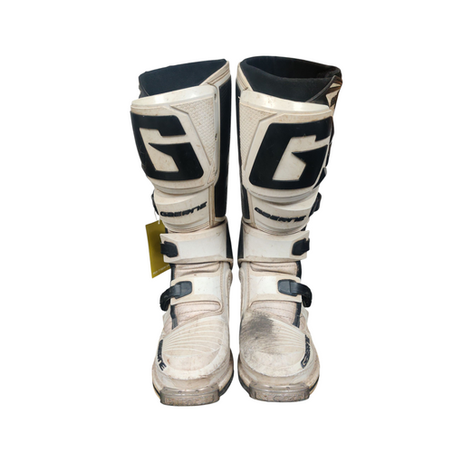 Vist Large View of Product Image Which is Used GAERNE SG12 Mens Motocross Boots White Senior 9