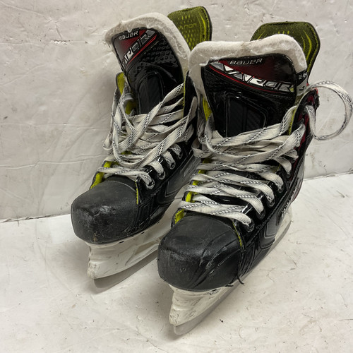 Vist Large View of Product Image Which is Used Bauer VAPOR X2.9 Intermediate Hockey Skate Intermediate 4.0
