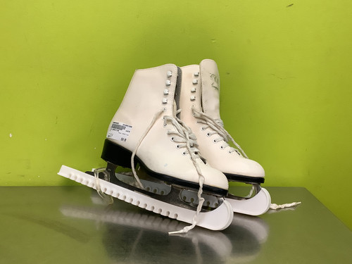 Vist Large View of Product Image Which is Used CCM COMPETITOR WomensFigure Skate White Senior 7