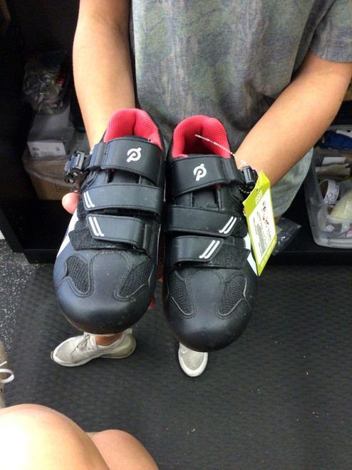 Vist Large View of Product Image Which is Used Pearl Izumi Bike Shoes Adult Black Senior 6