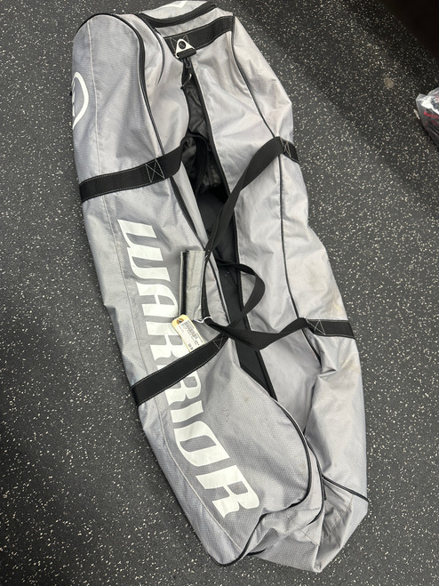Vist Large View of Product Image Which is Used Warrior Player Carry Bag Grey