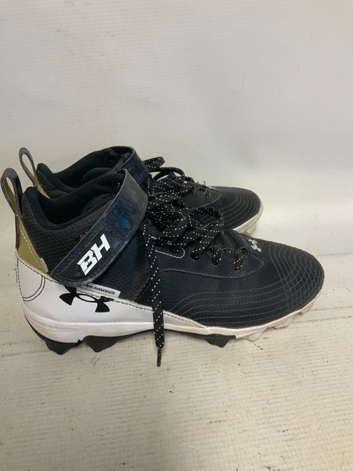 Vist Large View of Product Image Which is Used Under Armour BH HARPER 7 BB/SB Cleats Black Junior 04.5