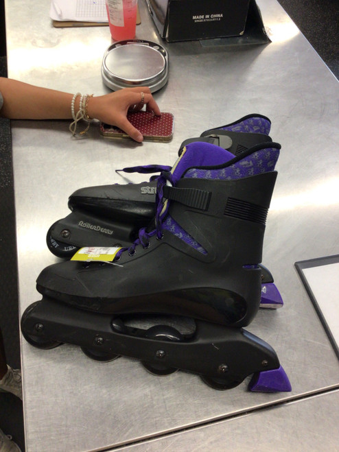 Vist Large View of Product Image Which is Used Sports Beat STREETS Senior Rec Fitness Skates Black Senior 10