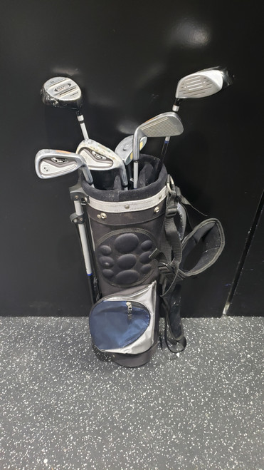 Used Acuity CADET PRO Jr Package Set RH Navy Blue 7 Piece 11849-S000032749 Vist Large View of Product Image Which is Used Acuity CADET PRO Jr Package Set RH Navy Blue 7 Piece