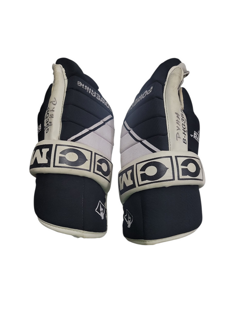 Vist Large View of Product Image Which is Used CCM PROGARD GLOVES Junior Gloves None 12"