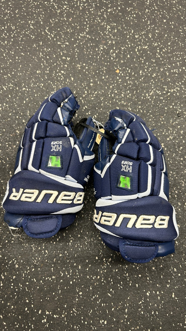 Vist Large View of Product Image Which is Used Bauer SUPREME ONE 80 Junior Gloves Navy Blue 11"
