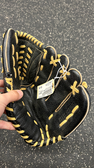 Vist Large View of Product Image Which is Used Louisville Slugger HELIX BB/SB Glove RH Throw Black 11 1/2"