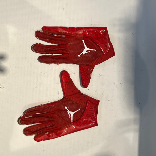 Vist Large View of Product Image Which is Used JORDAN GLOVES RED FB Gloves Red LG