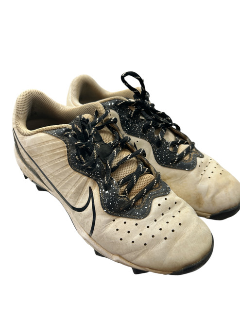Vist Large View of Product Image Which is Used Nike WHITE BASEBALL CLEATS 5.5 BB/SB Cleats White Junior 05.5