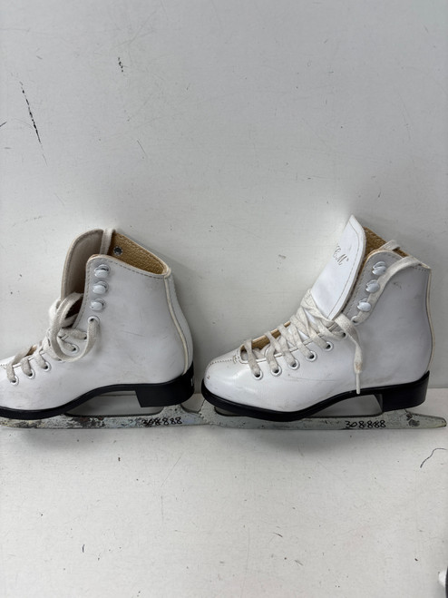 Vist Large View of Product Image Which is Used CCM FIG Girls Figure Skate White Youth 11.0