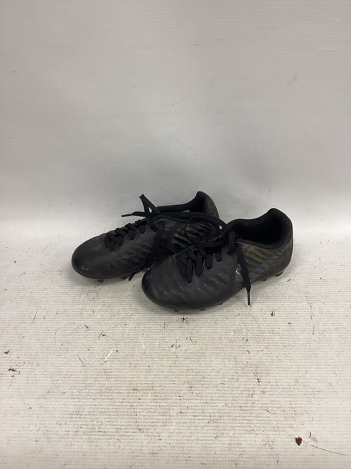 Vist Large View of Product Image Which is Used Nike Soccer Cleats Black Youth 12.5