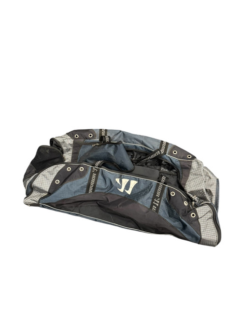 Vist Large View of Product Image Which is Used Warrior Player Carry Bag Navy Blue