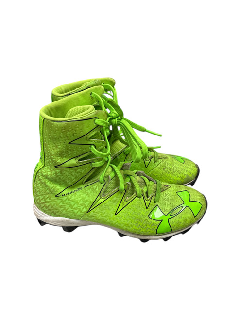 Vist Large View of Product Image Which is Football cleats 