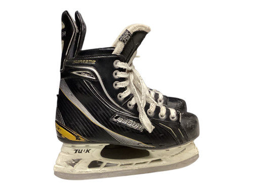 Vist Large View of Product Image Which is Used Bauer ONE 60 Intermediate Hockey Skate Intermediate 5.5