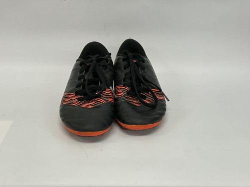 Vist Large View of Product Image Which is Used Adidas Soccer Cleats Black And Red Junior 02