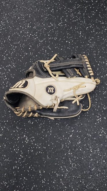 Vist Large View of Product Image Which is Used Marucci MFGFS1175SP BB/SB Glove RH Throw Black 11 3/4"