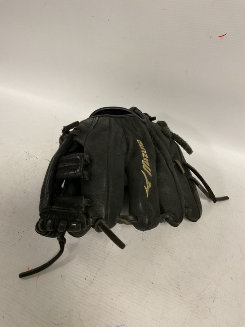 Vist Large View of Product Image Which is Used Mizuno INFIELD TRAINING GLOVE BB/SB Training Aid