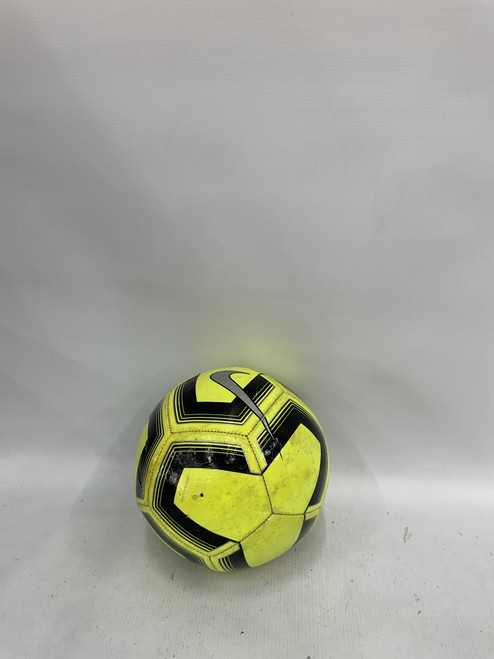 Vist Large View of Product Image Which is Used Nike PITCH TRAINING All Size Soccer Ball Yellow 3