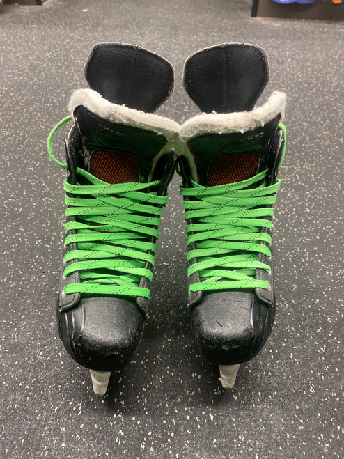 Used Bauer VAPOR X600 Senior Hockey Skate Senior 6.5 11162-S000438786 Vist Large View of Product Image Which is Used Bauer VAPOR X600 Senior Hockey Skate Senior 6.5
